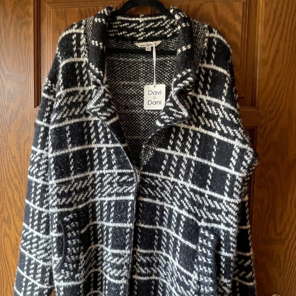 DAVI & DANI Plaid Sweater Knit Coat - Black/White - Large - NWT - Picture 3 of 7